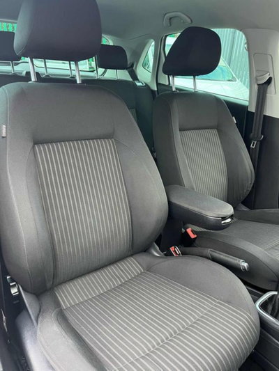 Volkswagen Polo 1.2 TSI 5 porte Highline (8)