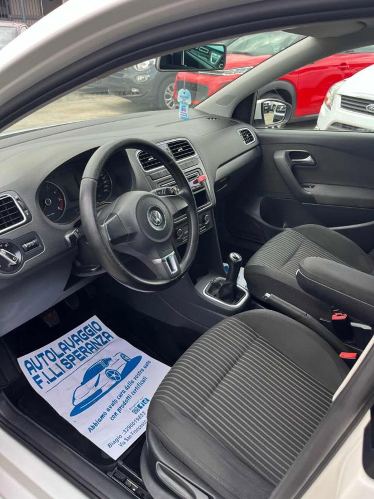 Volkswagen Polo 1.2 TSI 5 porte Highline (9)