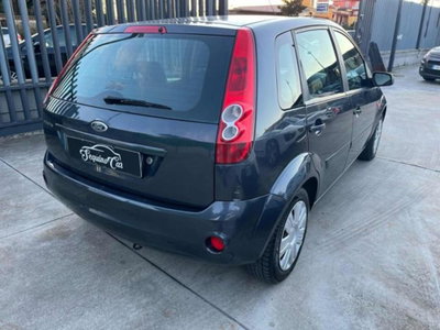 Ford Fiesta 1.2 16V 5p. Ambiente (3)