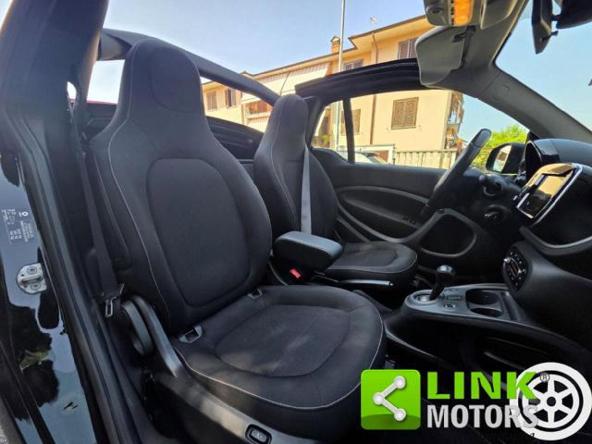 smart Fortwo Cabrio 90 0.9 T twinamic cabrio Passion (6)