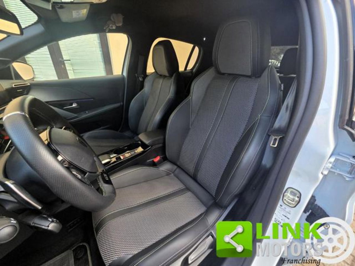 Peugeot 208 1.2 hybrid Active 100cv e-dcs 6 (4)