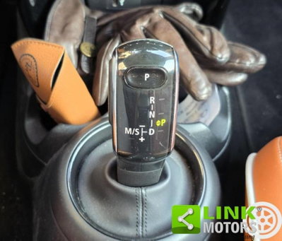 MINI Mini 1.5 Cooper Essential (13)
