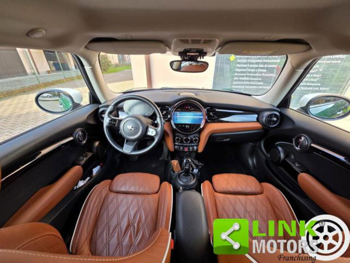 MINI Mini 1.5 Cooper Essential (5)