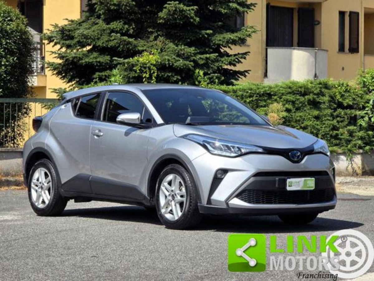 Toyota Toyota C-HR 1.8 hev Active fwd e-cvt