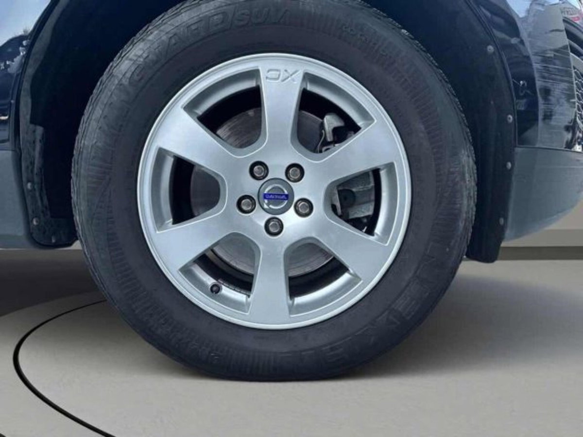 Volvo XC60 D5 AWD Geartronic Summum (15)