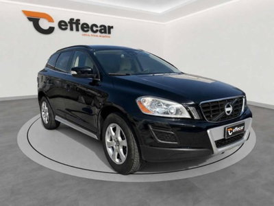 Volvo XC60 D5 AWD Geartronic Summum (3)