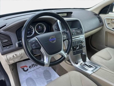 Volvo XC60 D5 AWD Geartronic Summum (7)