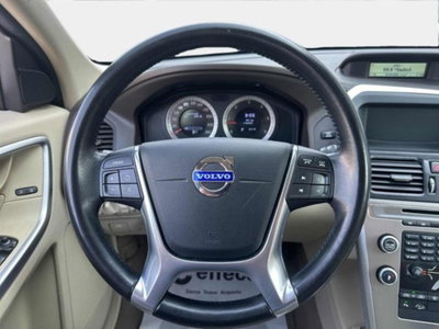 Volvo XC60 D5 AWD Geartronic Summum (8)