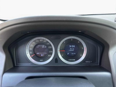 Volvo XC60 D5 AWD Geartronic Summum (9)