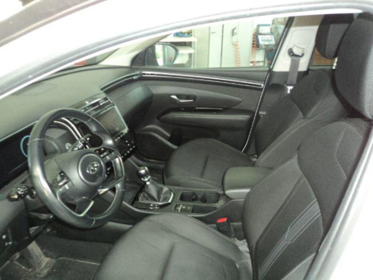 Hyundai Tucson 1.6 CRDi XLine (9)