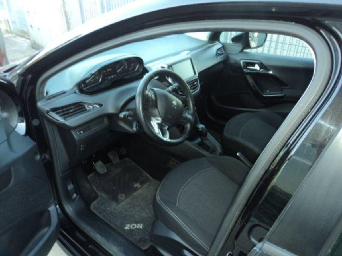 Peugeot 208 75 5 porte Allure (7)