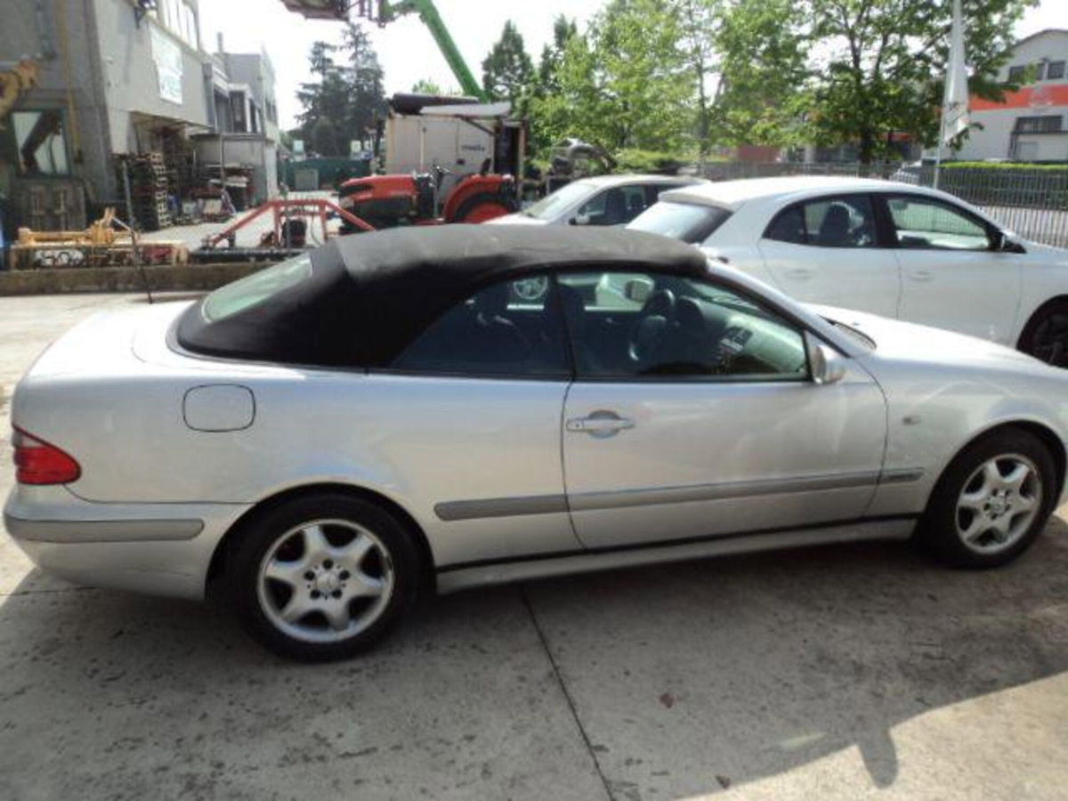 Mercedes-Benz CLK 200 cat Cabriolet Elegance (6)