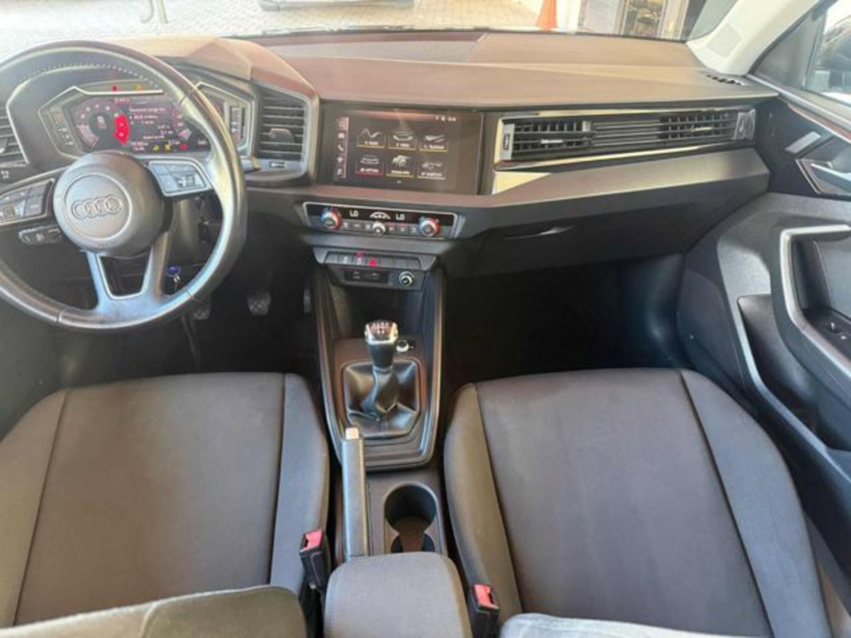 Audi A1 Sportback 25 TFSI Admired Advanced (8)