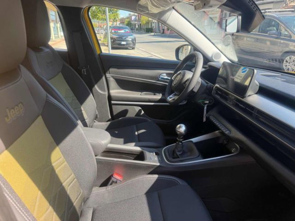 Jeep Avenger 1.2 turbo Summit fwd 100cv (9)