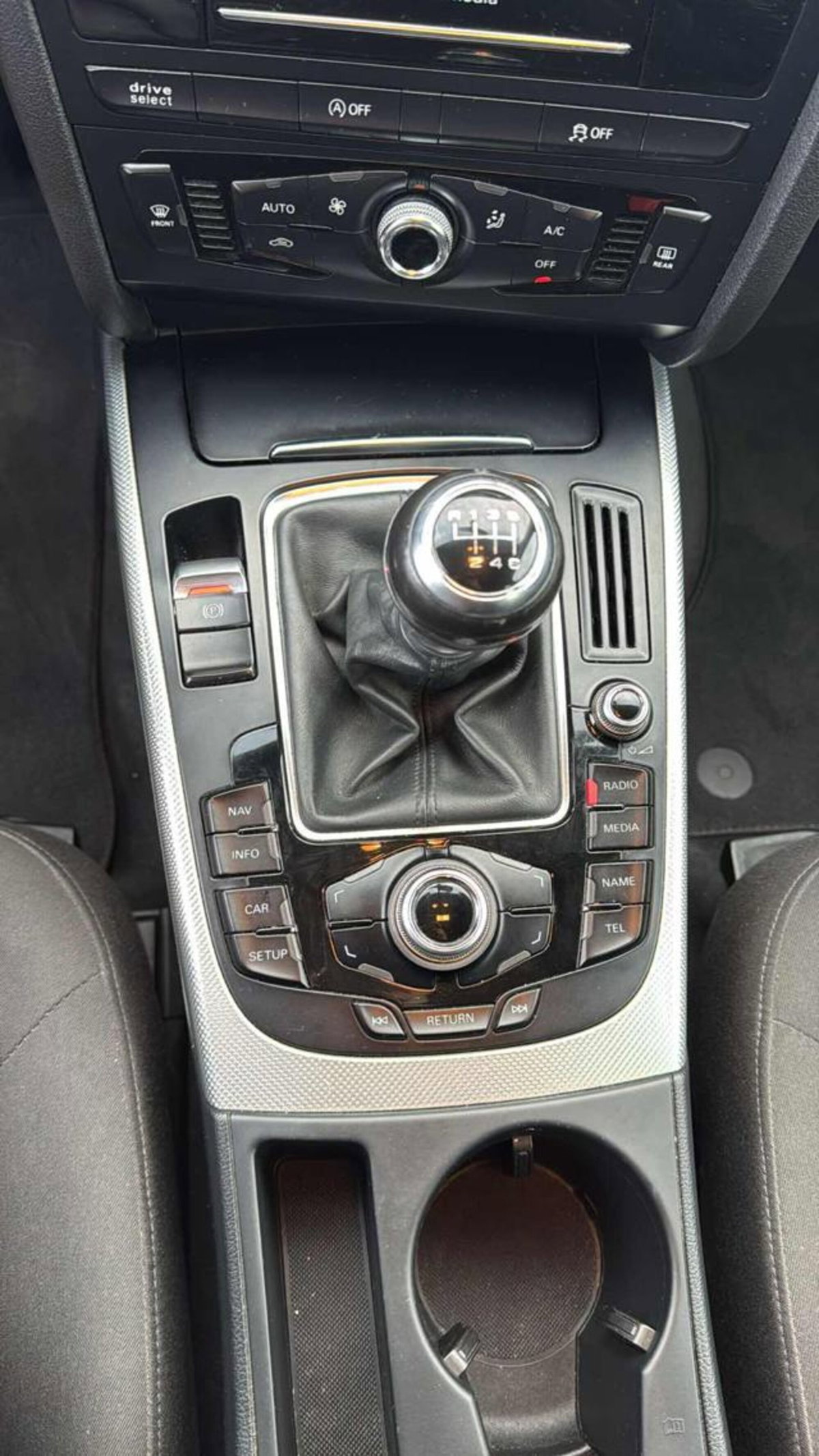 Audi A4 Avant 2.0 TDI 177CV quattro (7)