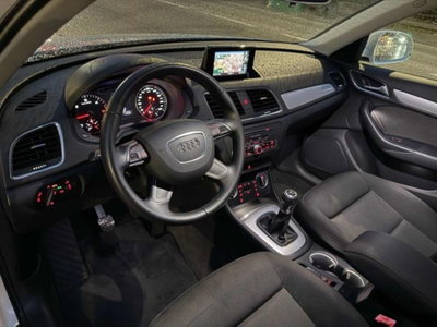 Audi Q3 2.0 TDI 120 CV Business (7)