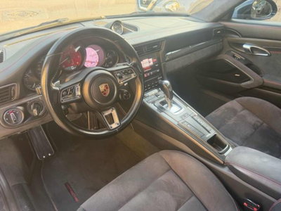 Porsche 911 Coupé 3.0 Carrera 4 GTS (7)