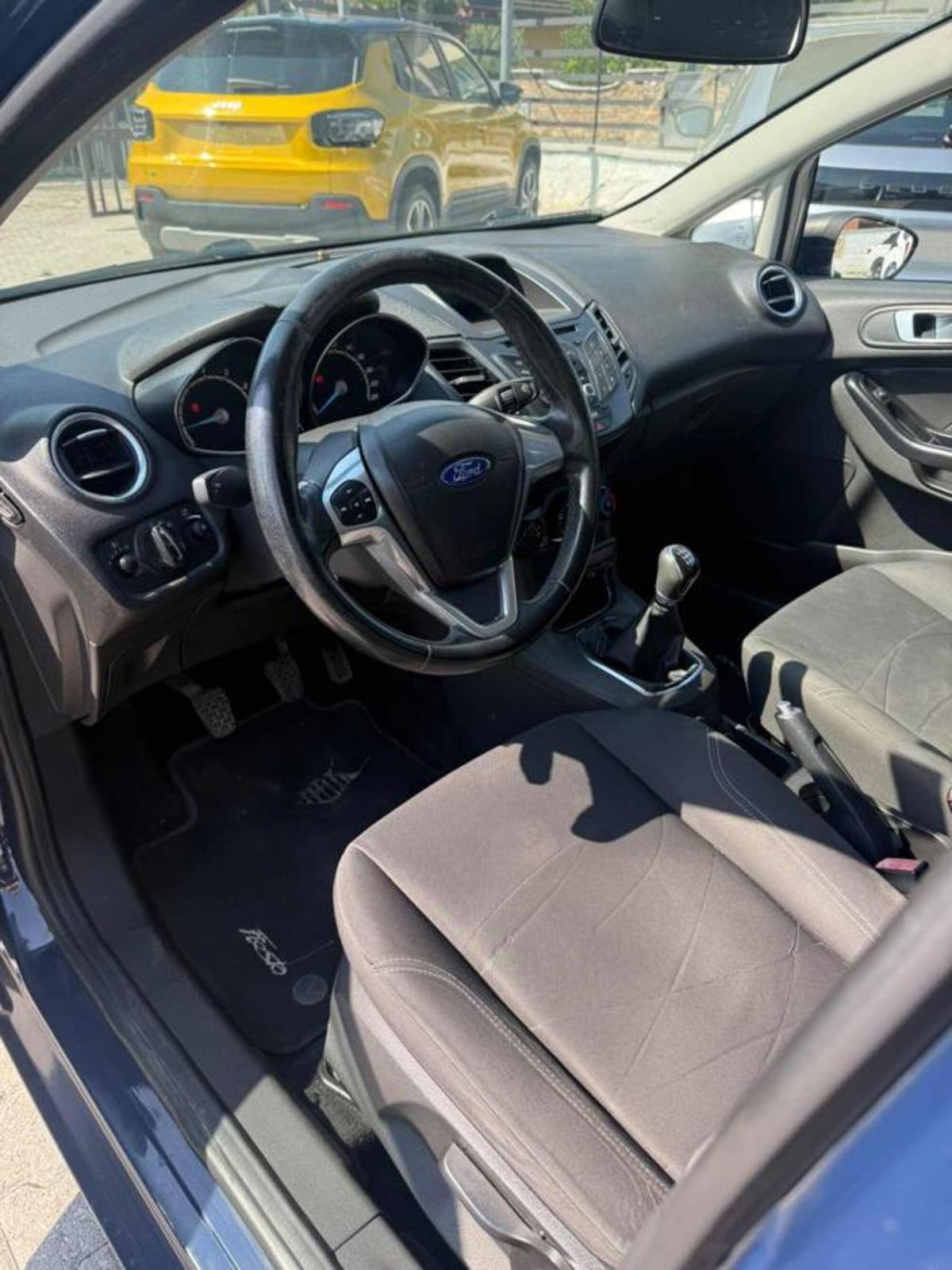 Ford Fiesta 1.4 5 porte Bz.- GPL (7)