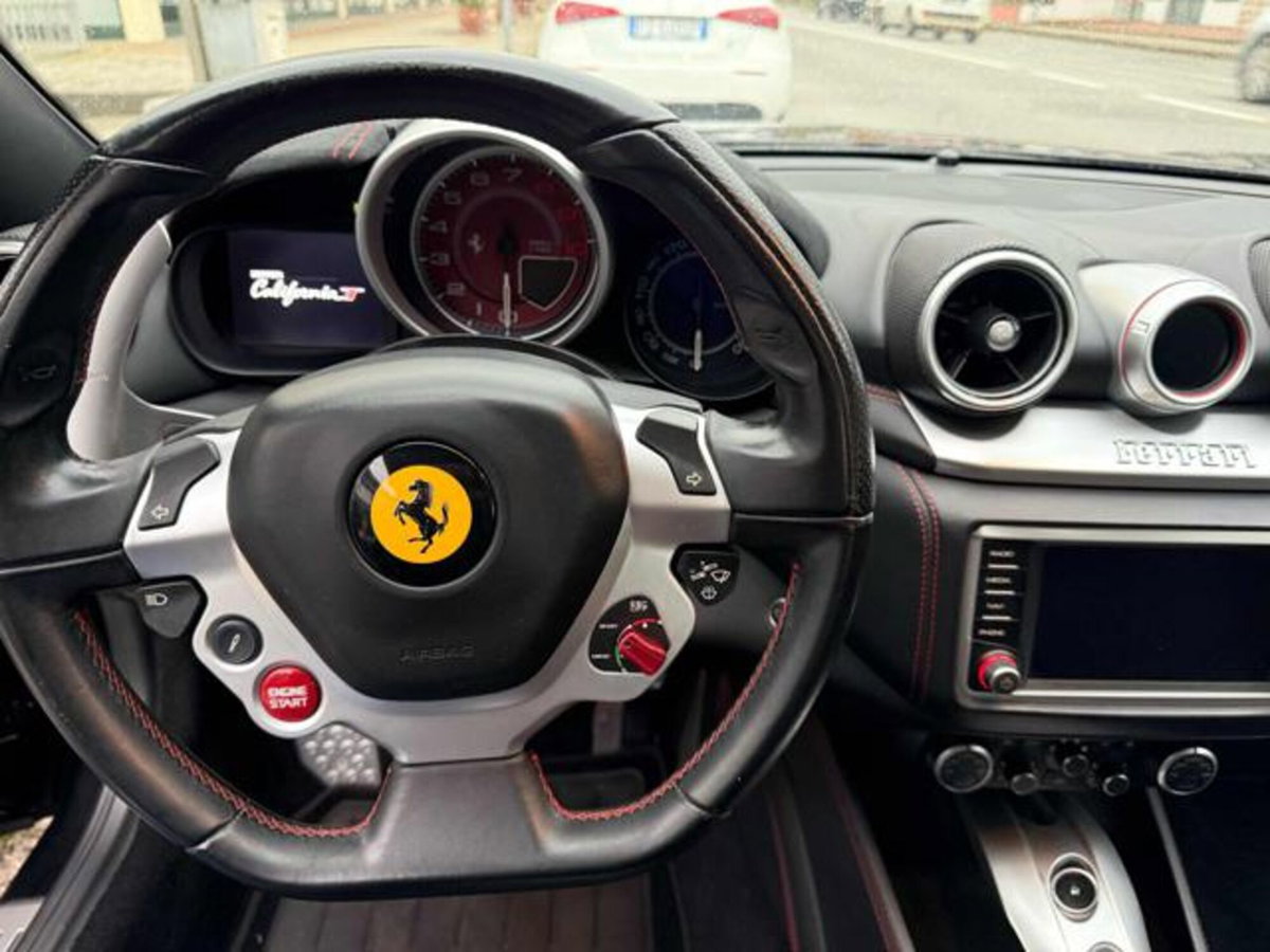 Ferrari California Spider California T DCT (12)