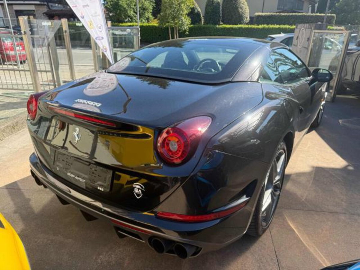 Ferrari California Spider California T DCT (6)