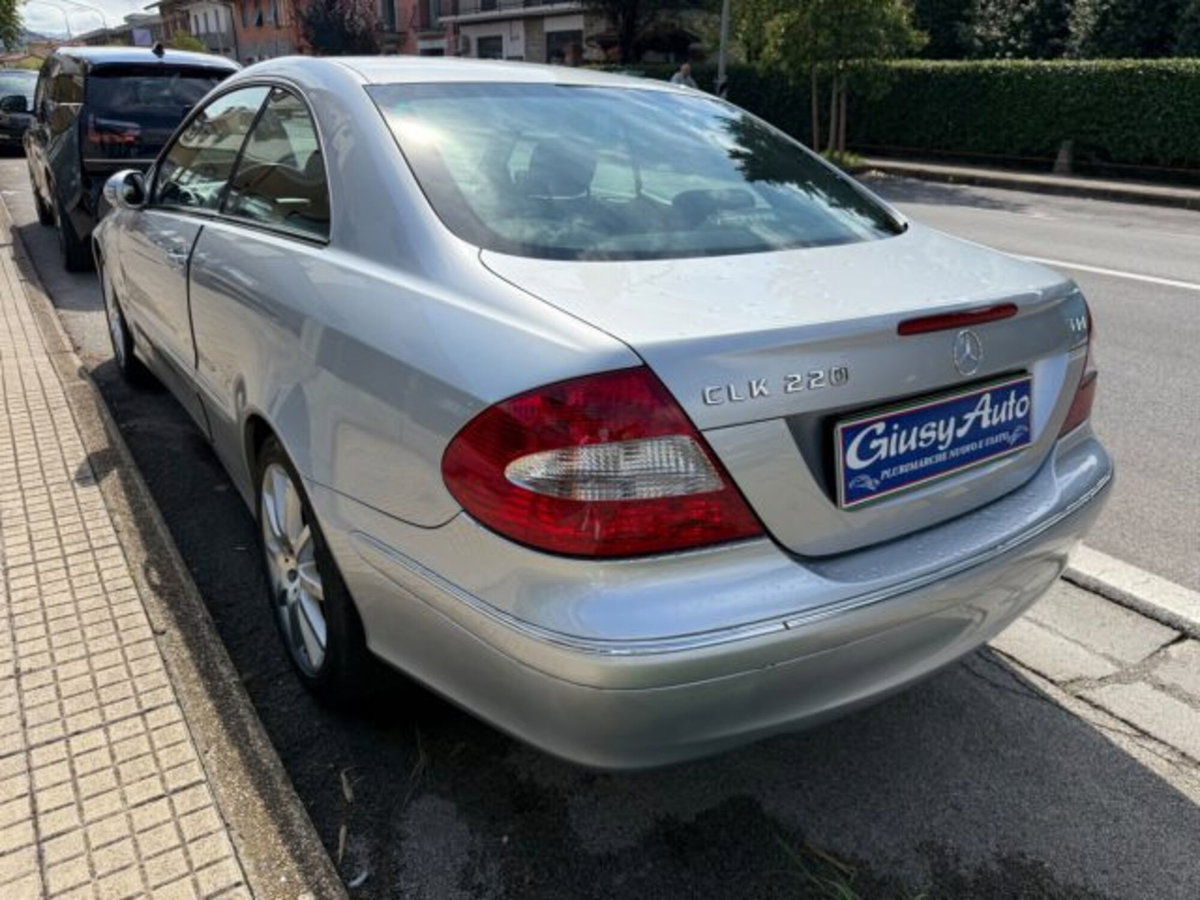 Mercedes-Benz CLK 220 CDI cat Avantgarde (4)