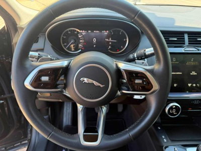 Jaguar E-Pace 2.0D I4 163 CV AWD Auto (10)