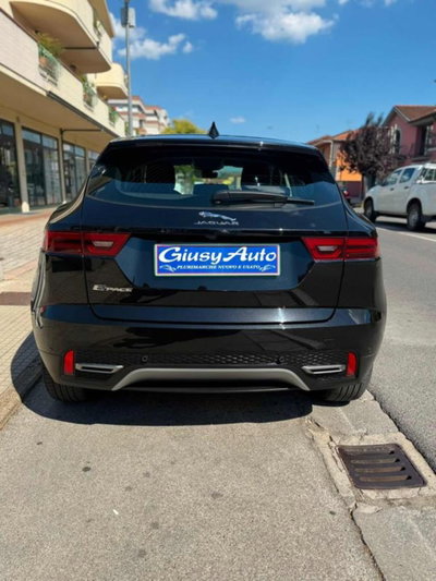 Jaguar E-Pace 2.0D I4 163 CV AWD Auto (5)