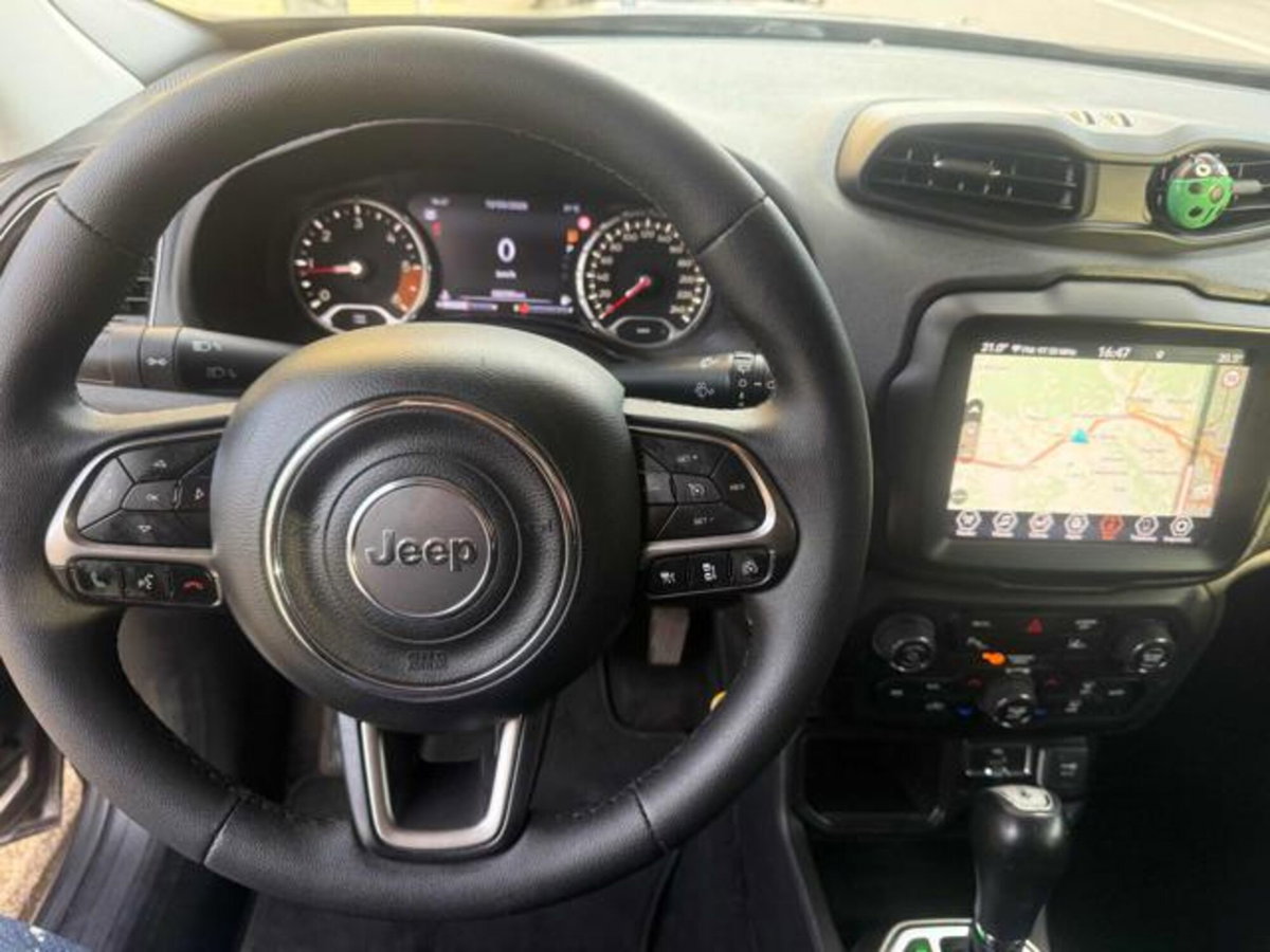 Jeep Renegade 1.6 Mjt DDCT 120 CV Limited (8)