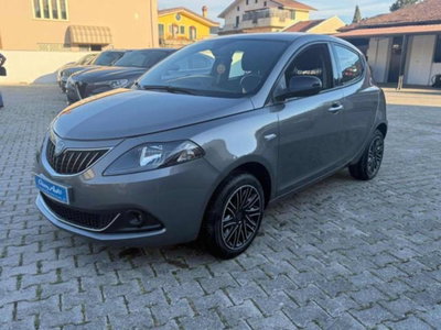 Lancia Ypsilon 1.0 FireFly 5 porte S&S Hybrid Gold Plus usata
