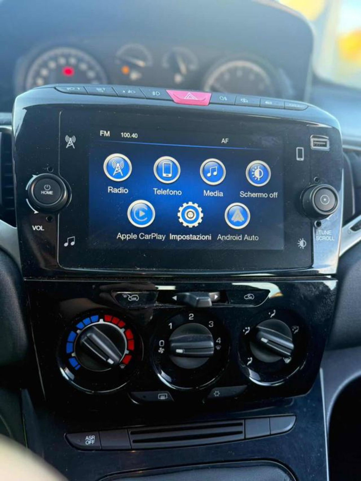 Lancia Ypsilon 1.0 FireFly 5 porte S&S Hybrid Gold Plus (8)