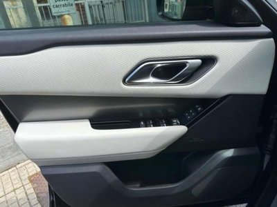 Land Rover Range Rover Velar 2.0D I4 240 CV (14)