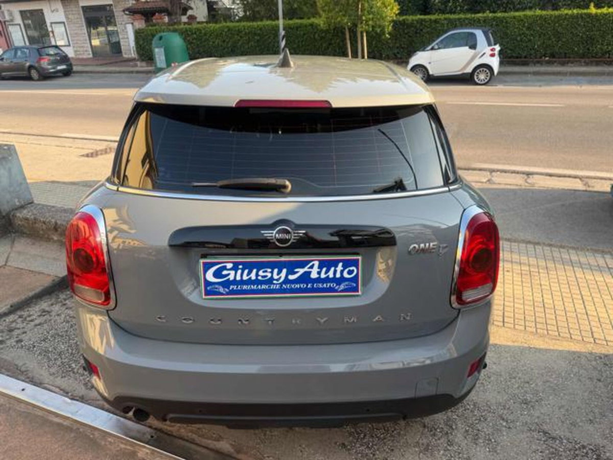 MINI Mini Countryman 1.5 One D Business Countryman (5)
