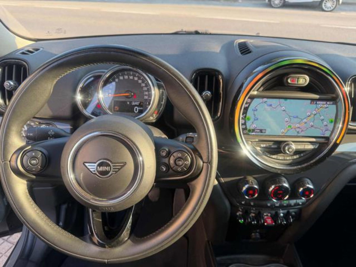 MINI Mini Countryman 1.5 One D Business Countryman (7)