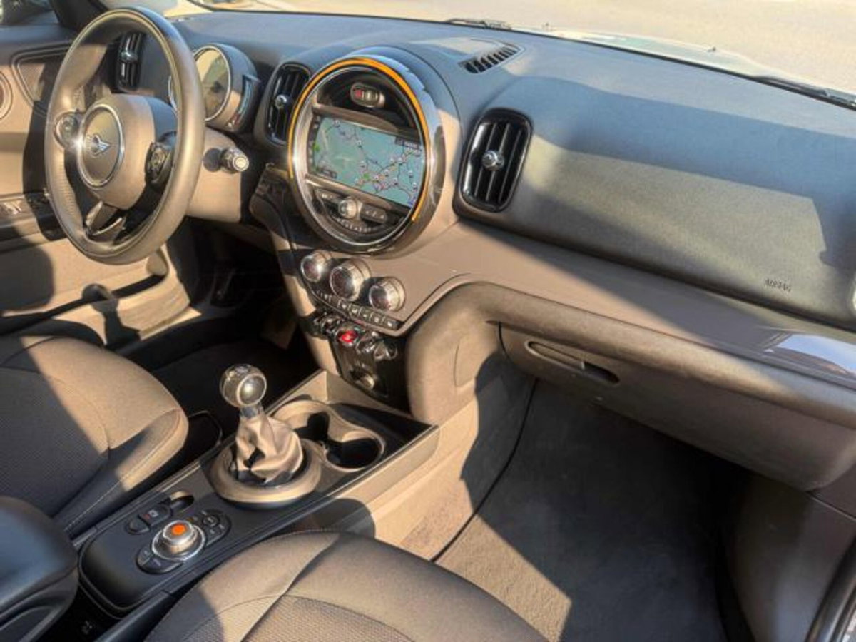 MINI Mini Countryman 1.5 One D Business Countryman (9)
