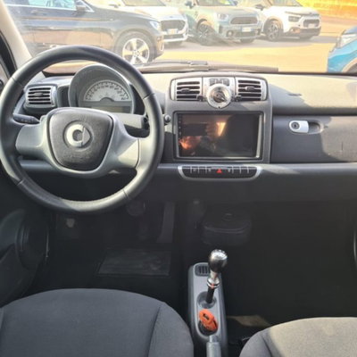 smart Fortwo 1000 52 kW MHD coupé pulse (6)