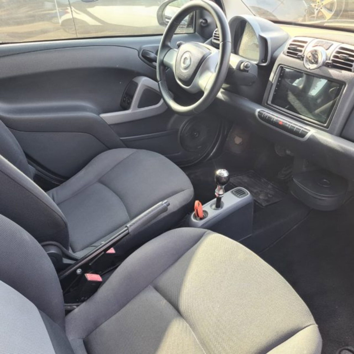 smart Fortwo 1000 52 kW MHD coupé pulse (7)