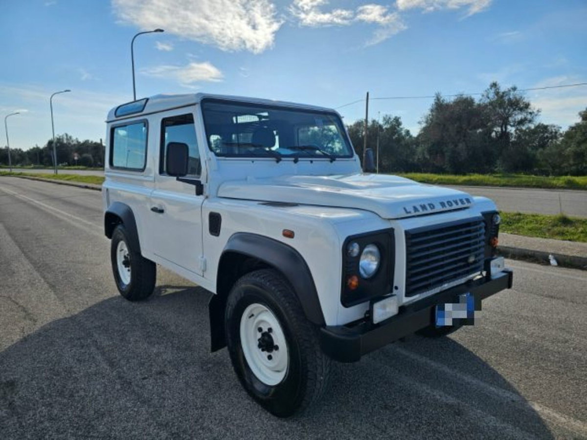 Land Rover Defender 90 2.2 TD4 Station Wagon N1 (3)