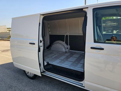 Volkswagen Veicoli Commerciali Transporter Furgone 2.0 TDI 150CV 4Motion PC Furgone Business (4)