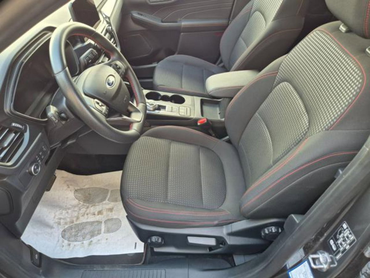 Ford Kuga 2.0 EcoBlue 120 CV aut. 2WD ST-Line (9)