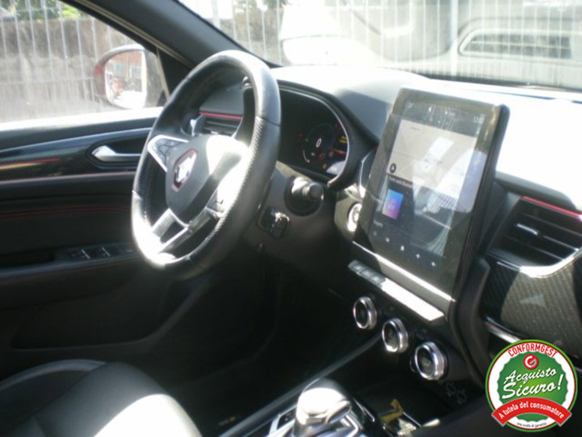 Renault Arkana E-Tech 145 CV Intens (11)