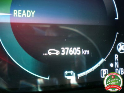 Renault Arkana E-Tech 145 CV Intens (16)