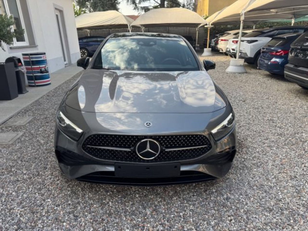 Mercedes-Benz Classe A 180 AMG Line Premium Plus auto (2)