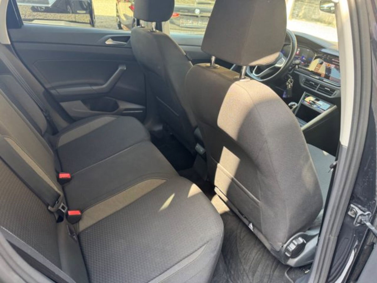 Volkswagen Polo 1.0 Life 80cv (12)