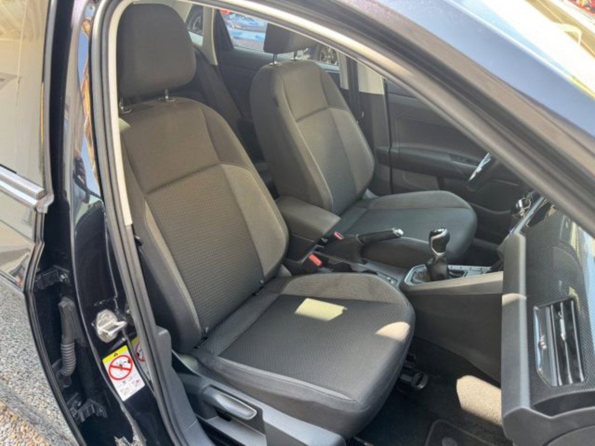 Volkswagen Polo 1.0 Life 80cv (15)
