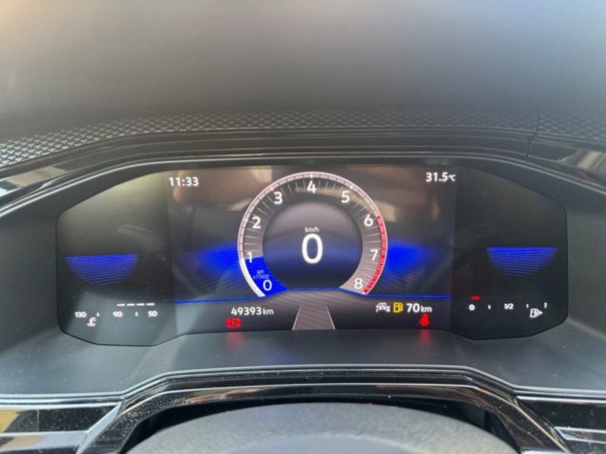 Volkswagen Polo 1.0 Life 80cv (16)