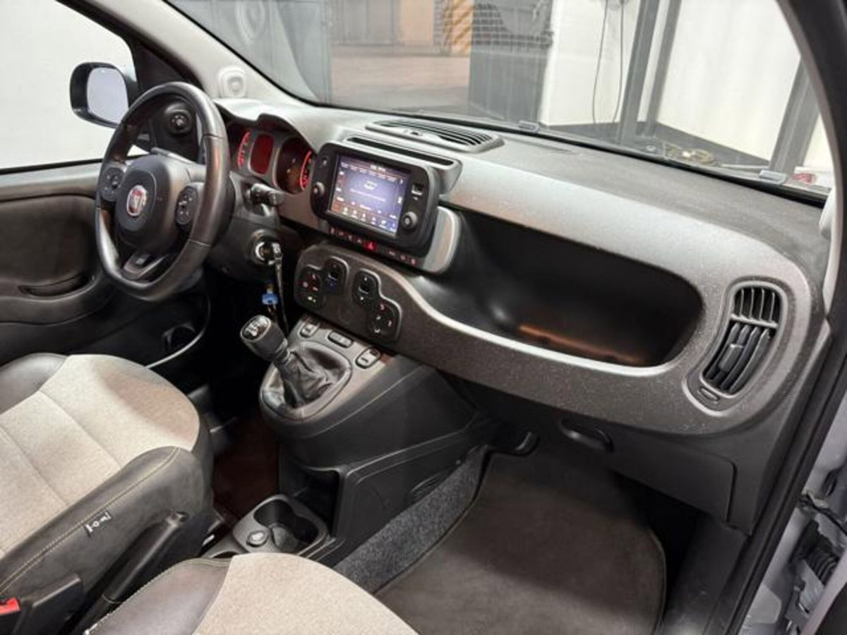 Fiat Panda Cross 1.0 firefly hybrid Cross s&s 70cv 5p.ti (8)