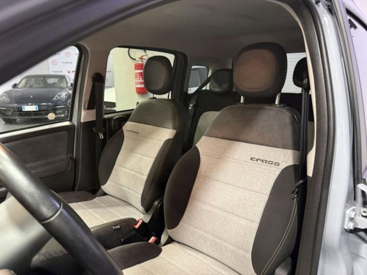 Fiat Panda Cross 1.0 firefly hybrid Cross s&s 70cv 5p.ti (9)