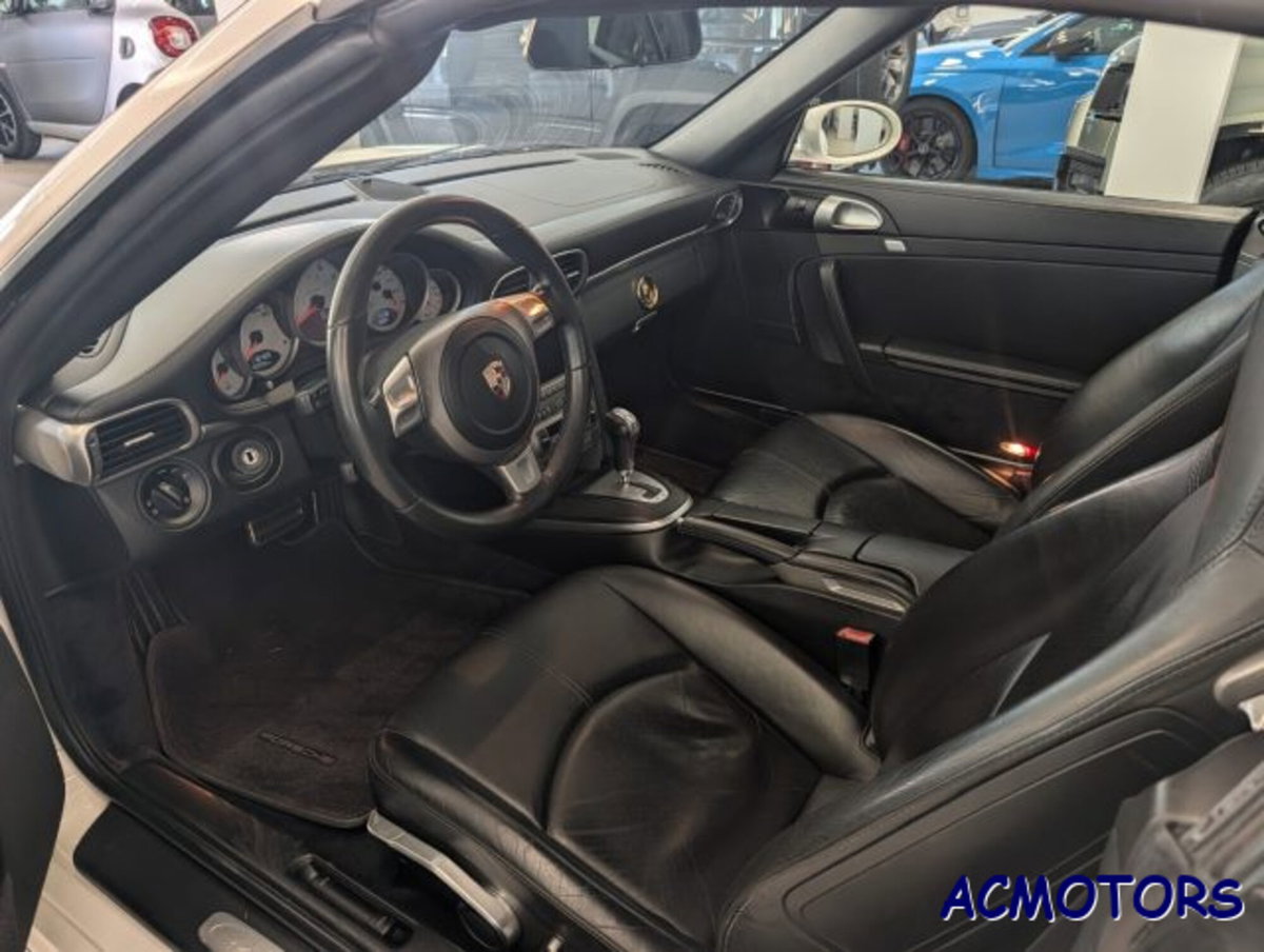 Porsche 911 Cabrio Carrera 4S (10)