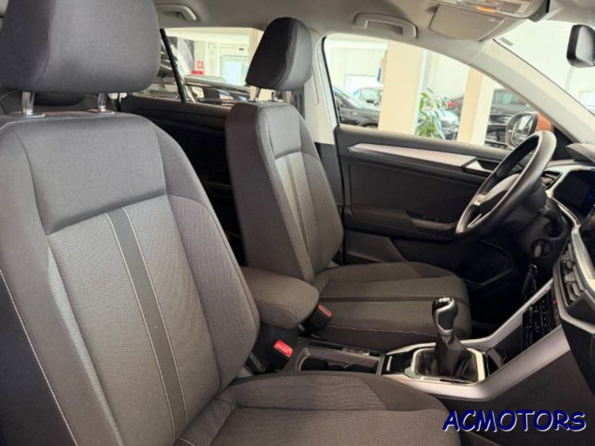 Volkswagen T-Roc 1.0 TSI Life (12)