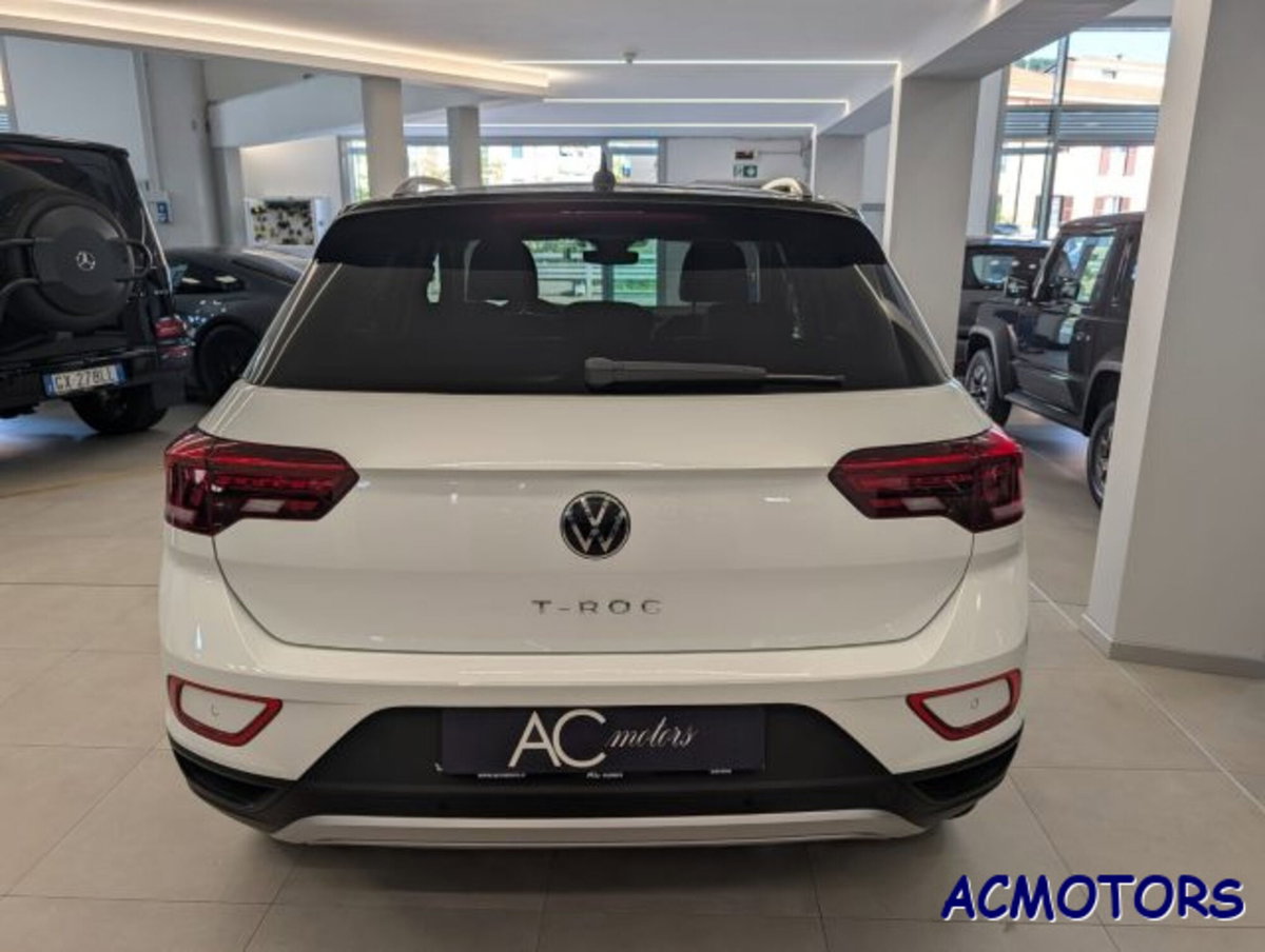 Volkswagen T-Roc 1.0 TSI Life (7)